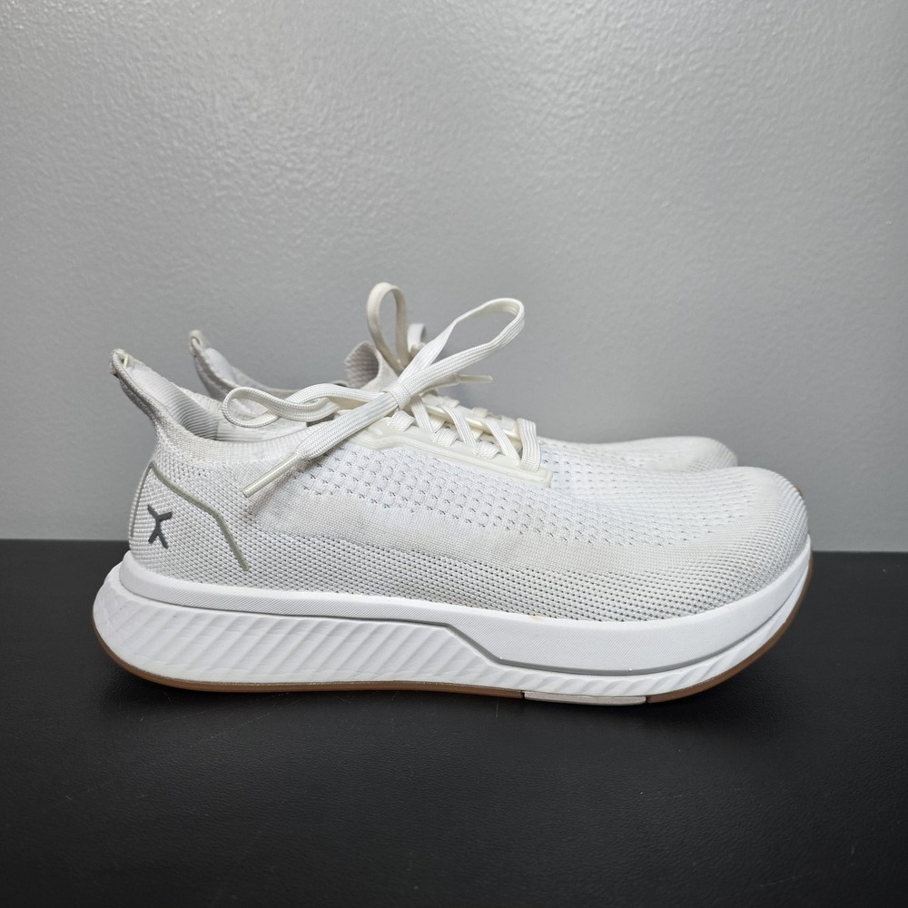 Flux Shoes Womens 6 White Adapt Runner Barefoot Minimalist Athletic Sneakers